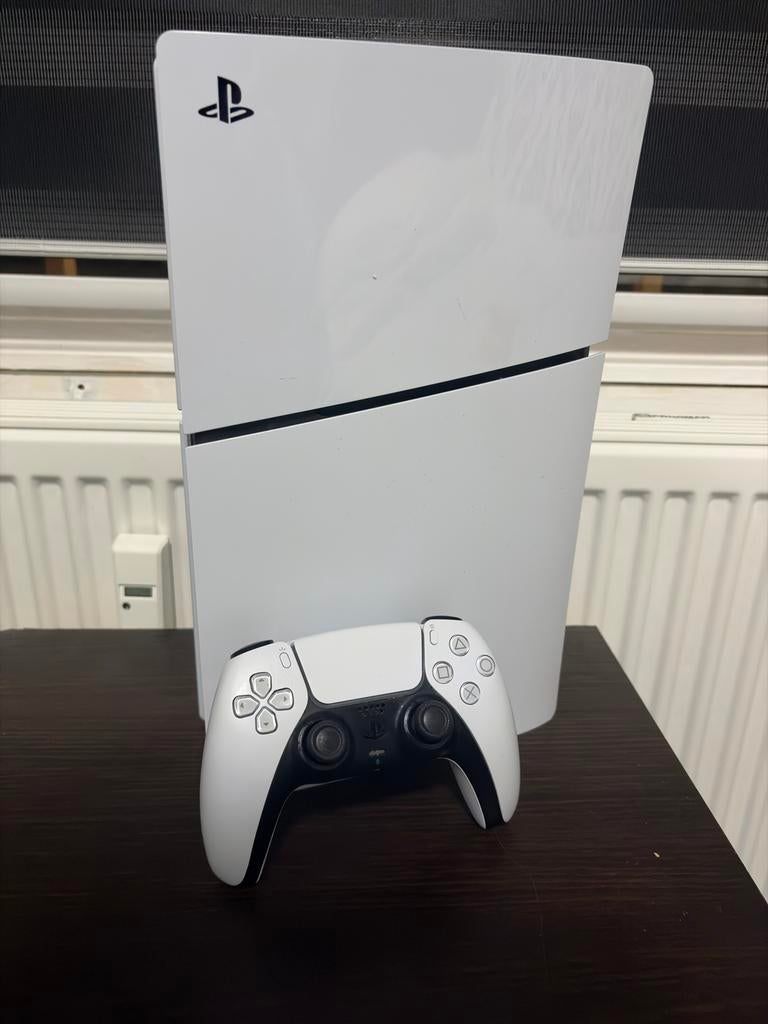 PlayStation 5 1 tb met controller, Spelcomputers en Games, Spelcomputers | Sony PlayStation 5, Ophalen of Verzenden, Gebruikt