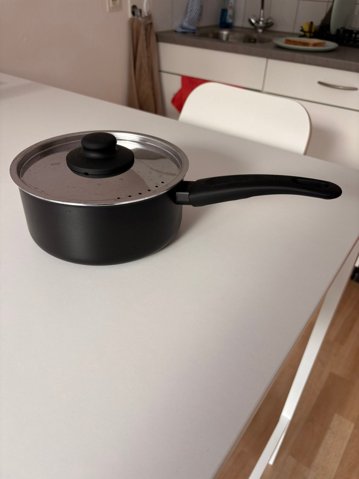 IKEA kookpan, Huis en Inrichting, Keuken | Potten en Pannen, Ophalen, Met deksel, Nieuw, IKEA