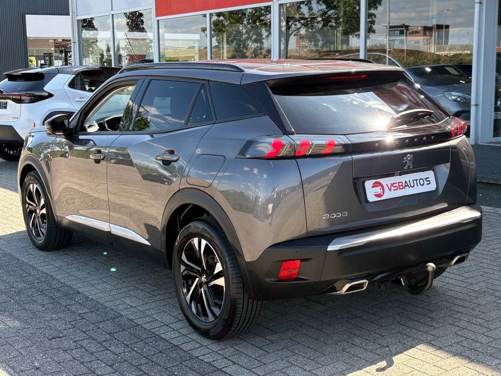 Peugeot 2008 1.2 PURETECH 130PK ALLURE TREKHAAK CARPLAY NAVI, Auto's, Voorwielaandrijving, Gebruikt, 1199 cc, Met garantie (alle)