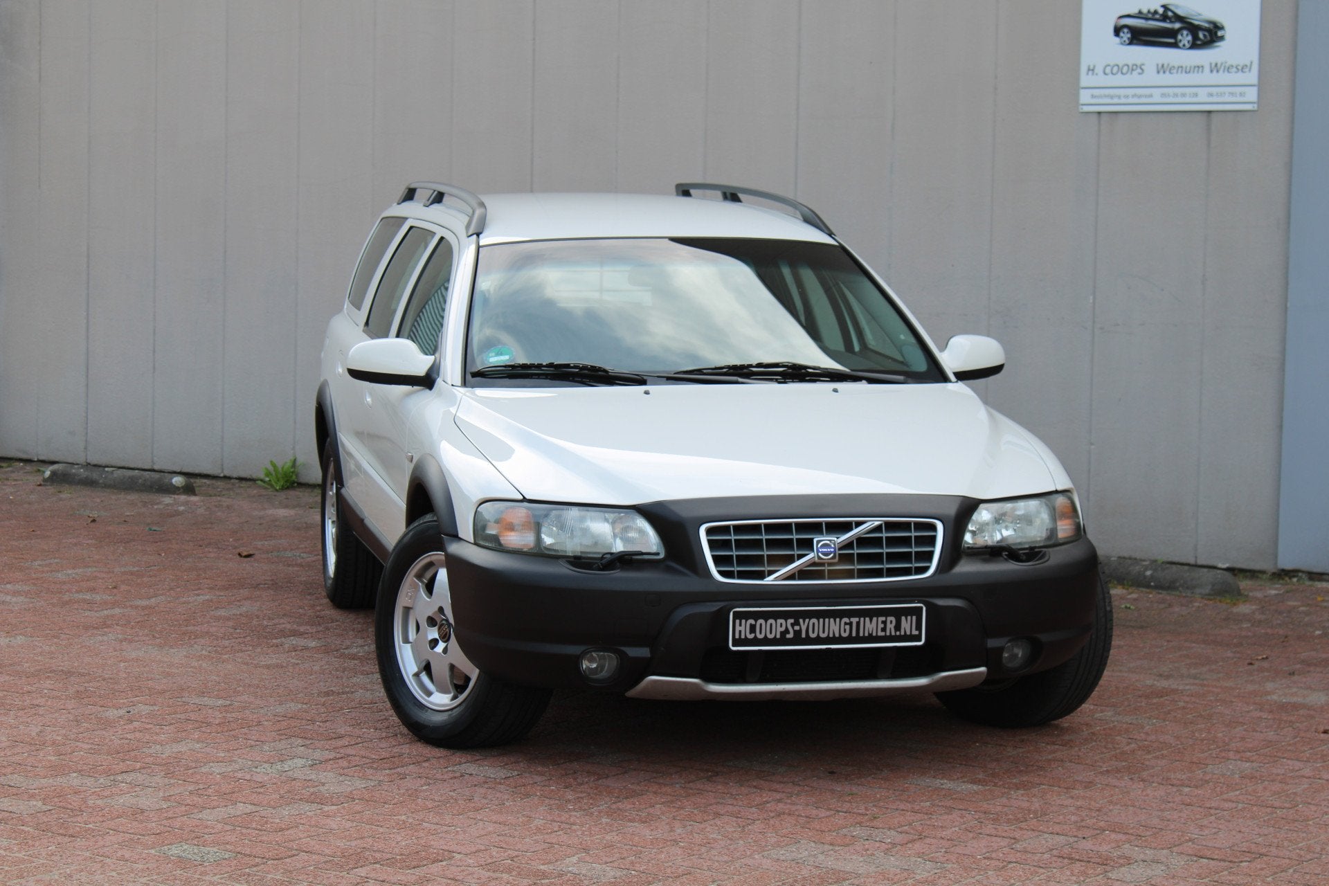 Volvo XC70 2.4 T AWD YOUNGTIMER | APPLE CARPLAY incl. 21% BT, foto 4