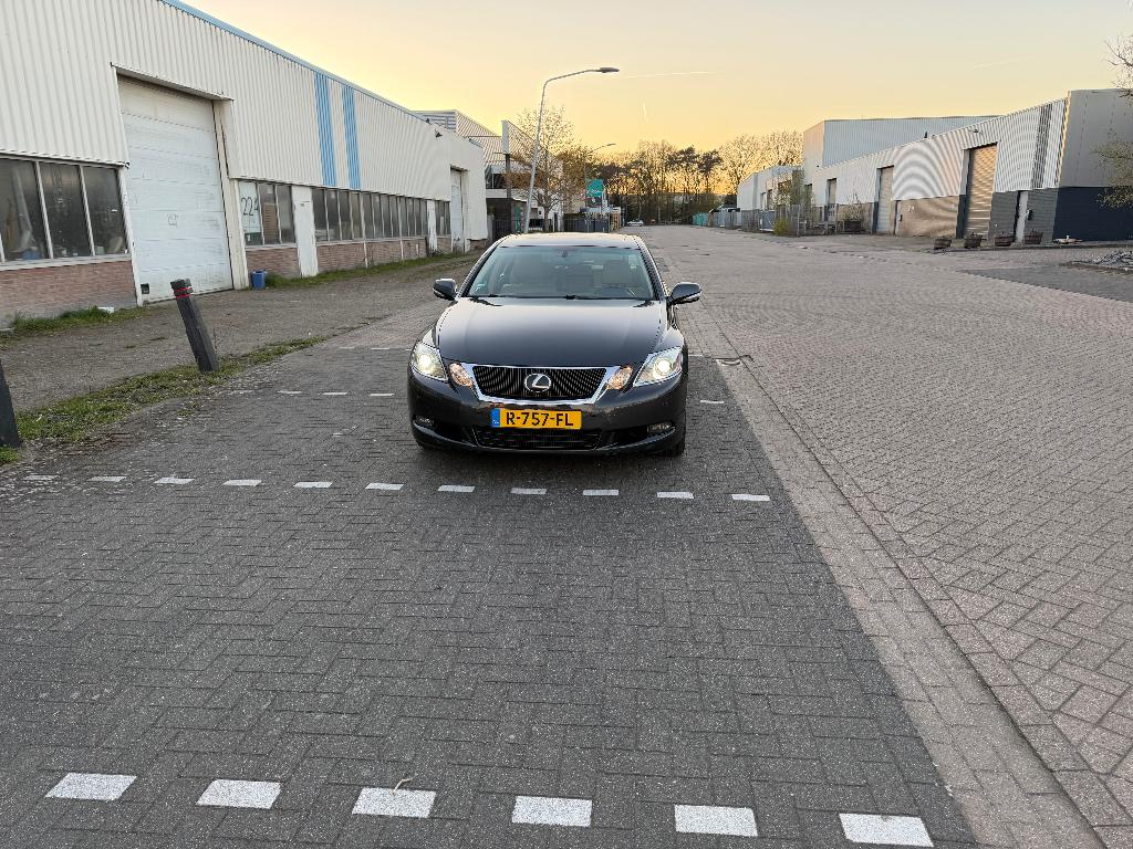 Lexus GS(-H) 4.6 AUT 2007 Grijs, Automaat, Achterwielaandrijving, 2000 kg, Leder