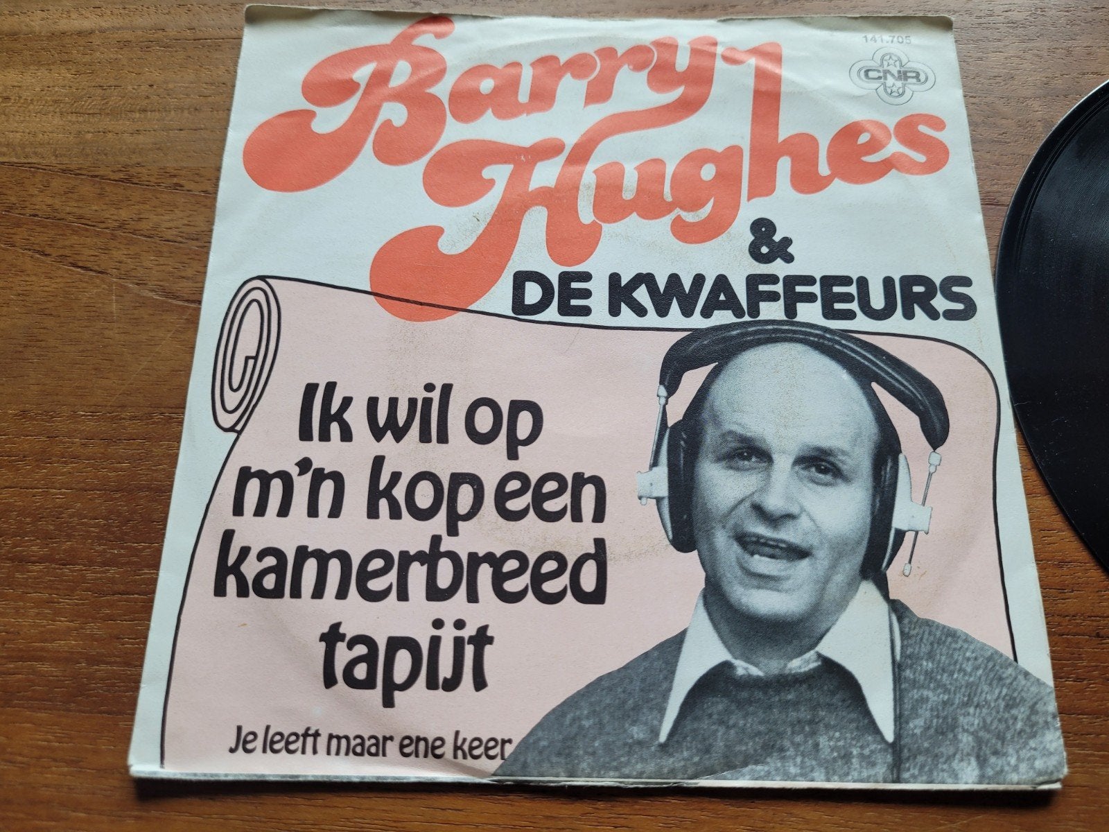 Barry Hughes  De Kwaffeurs - Ik wil op m'n kamerbreed tapijt, Gebruikt, 7 inch, EP, Nederlandstalig