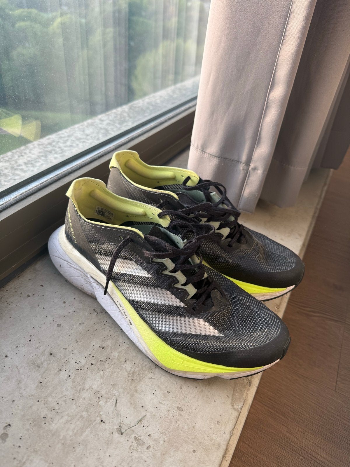 Adidas Adizero Boston 12EU44/US10, Zwart, Ophalen of Verzenden, Sneakers of Gympen, Gedragen