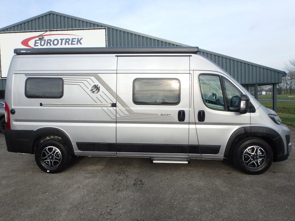 Knaus BoxLife Pro 600, Caravans en Kamperen, Campers, Automaat, Luifel, Ringverwarming, Fiat