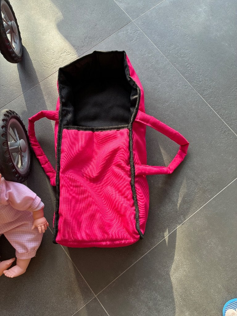 Poppenwagen met 2 poppen, Ophalen, Zo goed als nieuw, Babypop