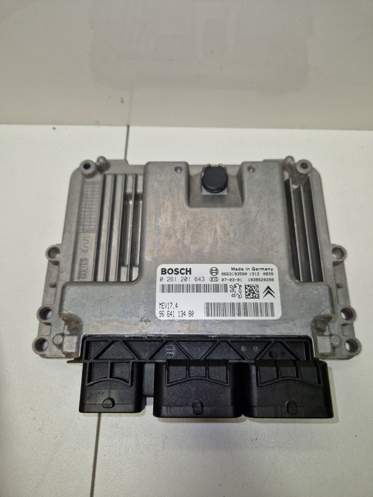 Citroën C4 Picasso ECU
OEM: 9664113480 / Bosch 0261201643, Citroën, Ophalen of Verzenden, Dajhajsautodemontage@gmail.com, Citroen