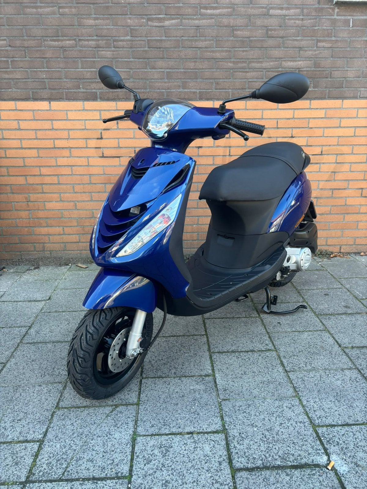 Piaggio Zip 45km blauw special. Eerste eigenaar., Fietsen en Brommers, Maximaal 45 km/u, Zo goed als nieuw, Benzine, 49 cc