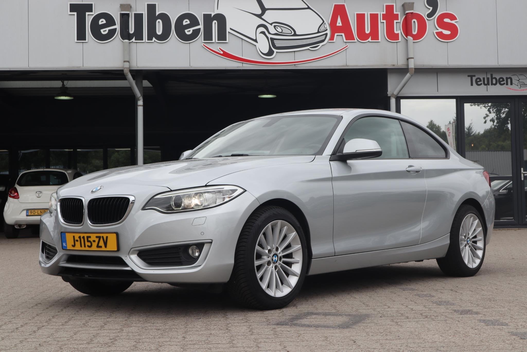 BMW 2-serie Coupé 218i Centennial | Cruise control | Climat, Auto's, Gebruikt, Automatische klimaatregeling, 4 stoelen, Leder
