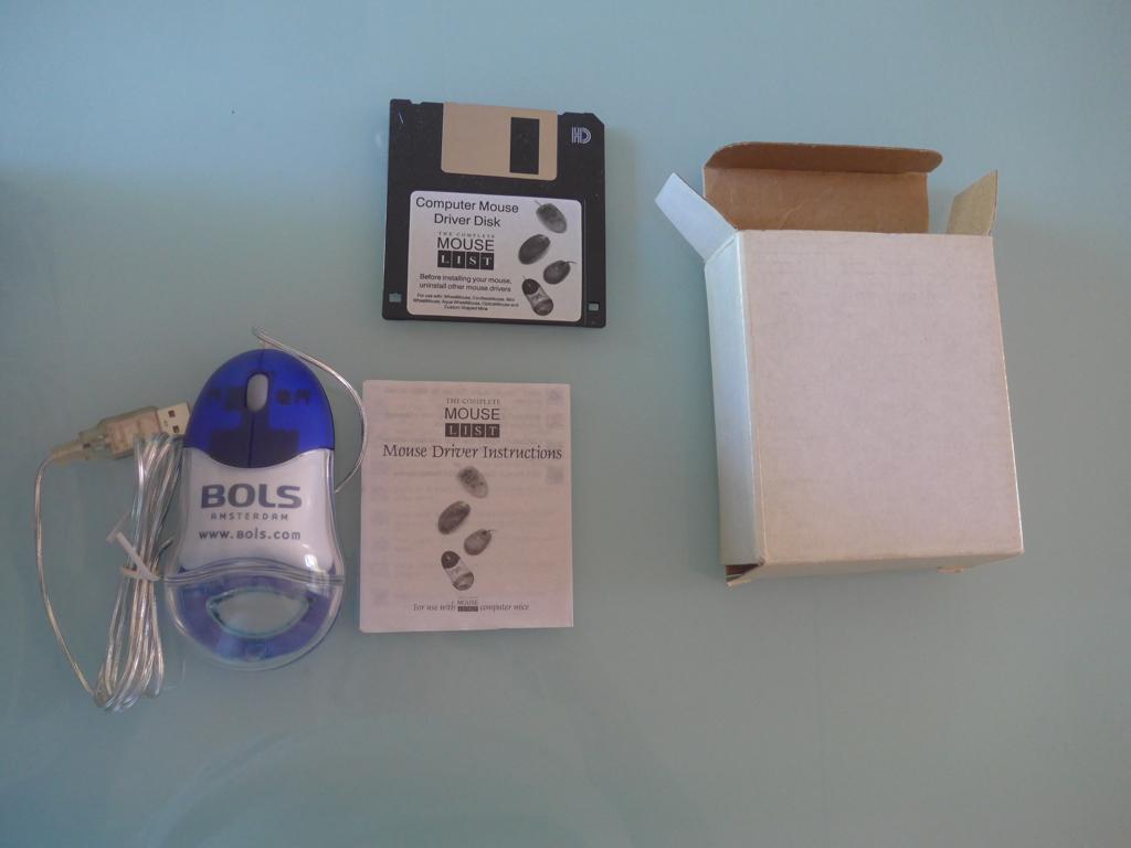 Bols promotie muis met floppy disk, Ophalen of Verzenden, Zo goed als nieuw, Gebruiksvoorwerp