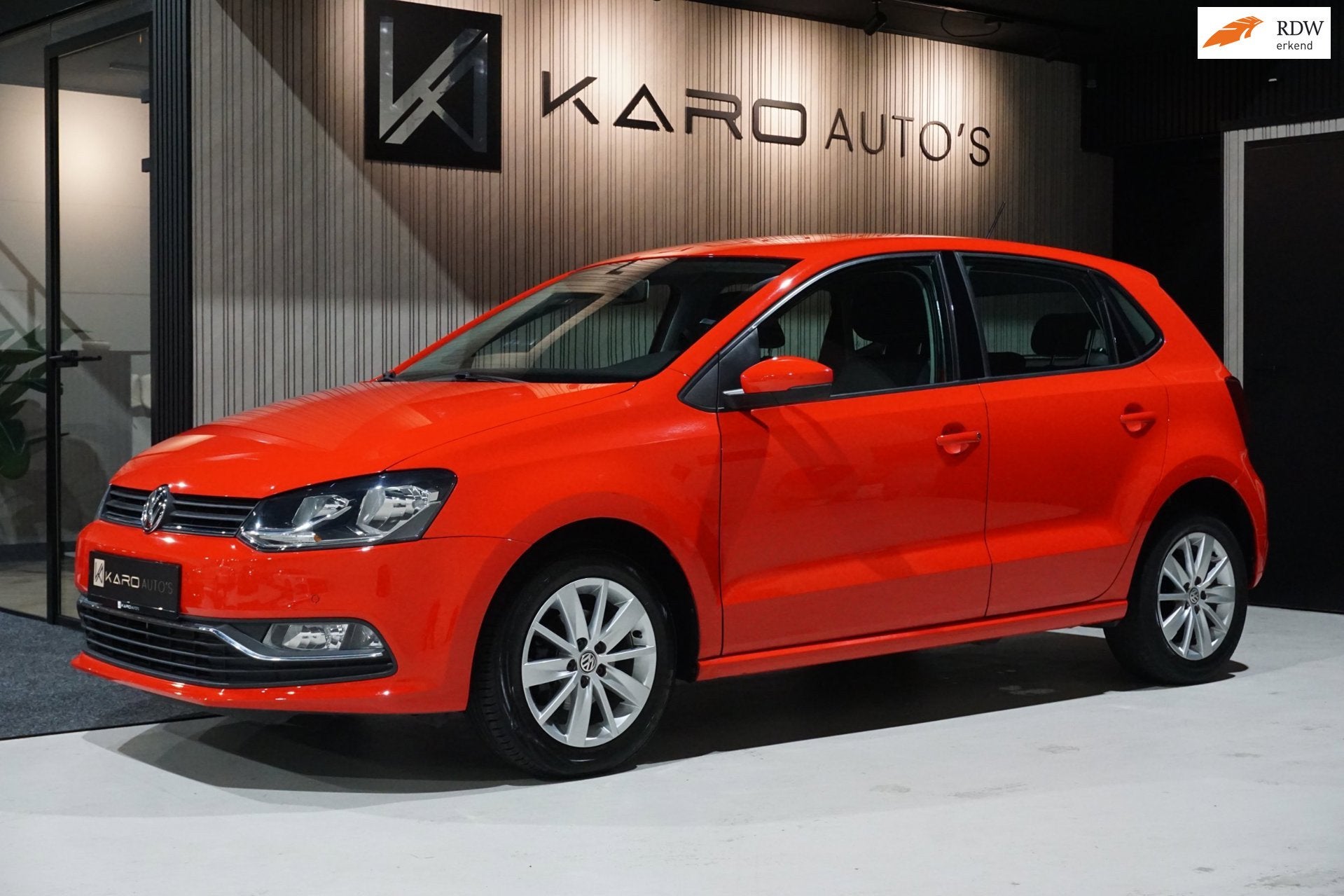 Volkswagen Polo 1.0 5D Comfort Carplay Airco Elek Rmn 2e Eig, Stof, Gebruikt, Zwart, 60 pk