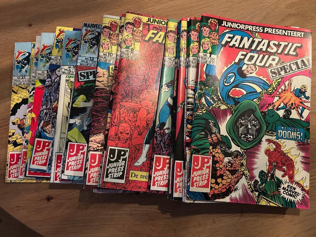 Te koop 54 Fantastic Four Special comics, Boeken, Strips | Comics, Amerika, Ophalen of Verzenden, Zo goed als nieuw, Meerdere comics