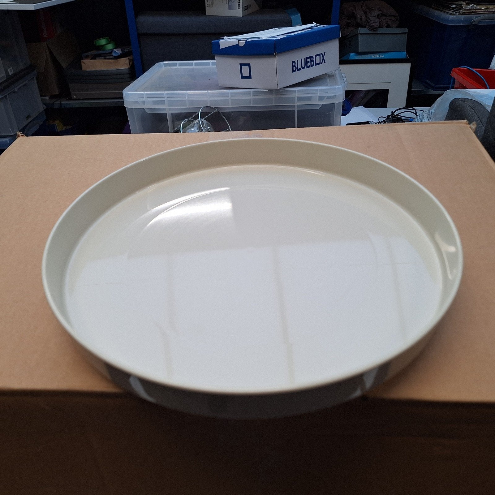 25x nieuwe ronde dienbladen - ca. 32,5 cm doorsnee, Kunststof, Gebruikt, Schaal, Rond