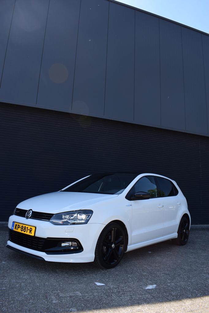 Volkswagen Polo 1.2 TSI Highline R-line|DSG|Panorama|Sport+, Auto's, Volkswagen, Stof, 40 €/maand, Zwart, 4 cilinders