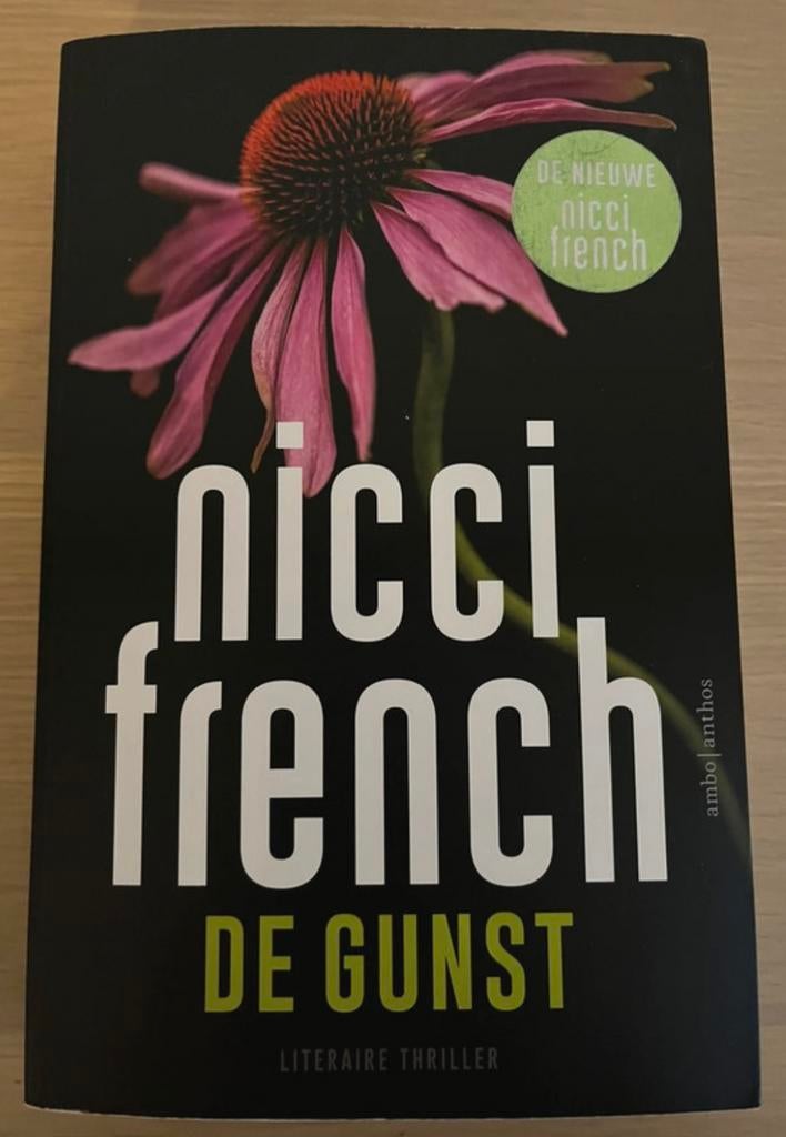 Nicci French - De gunst (literaire thriller), Ophalen of Verzenden, Nicci French