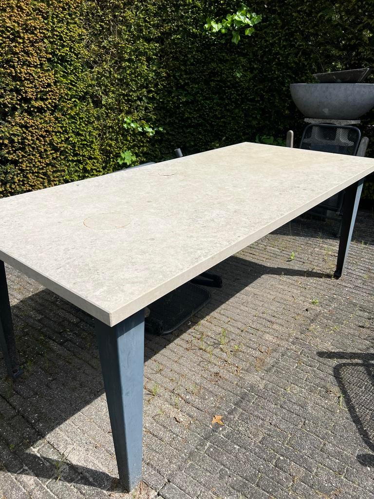 Buitentafel met natuurstenen blad - 200x90 cm, Tuin en Terras, Tuintafels, Ophalen, Gebruikt, Rechthoekig, Overige materialen