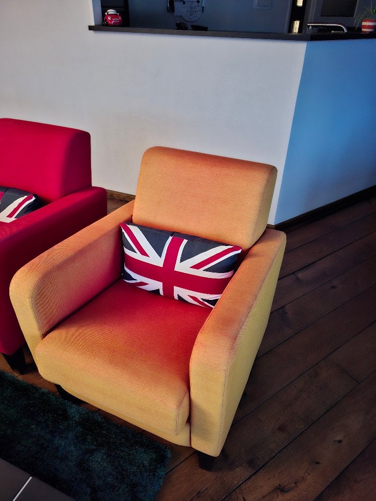 LAATSTE KANS Fauteuil-Zitstoel oranje/rood GRATIS OPHALEN, Ophalen, 75 tot 100 cm, Zo goed als nieuw, Stof