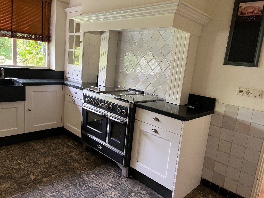 Keuken Tinello, Huis en Inrichting, Keuken | Complete keukens, Ophalen, Gebruikt, Hoekkeuken, Graniet of Steen