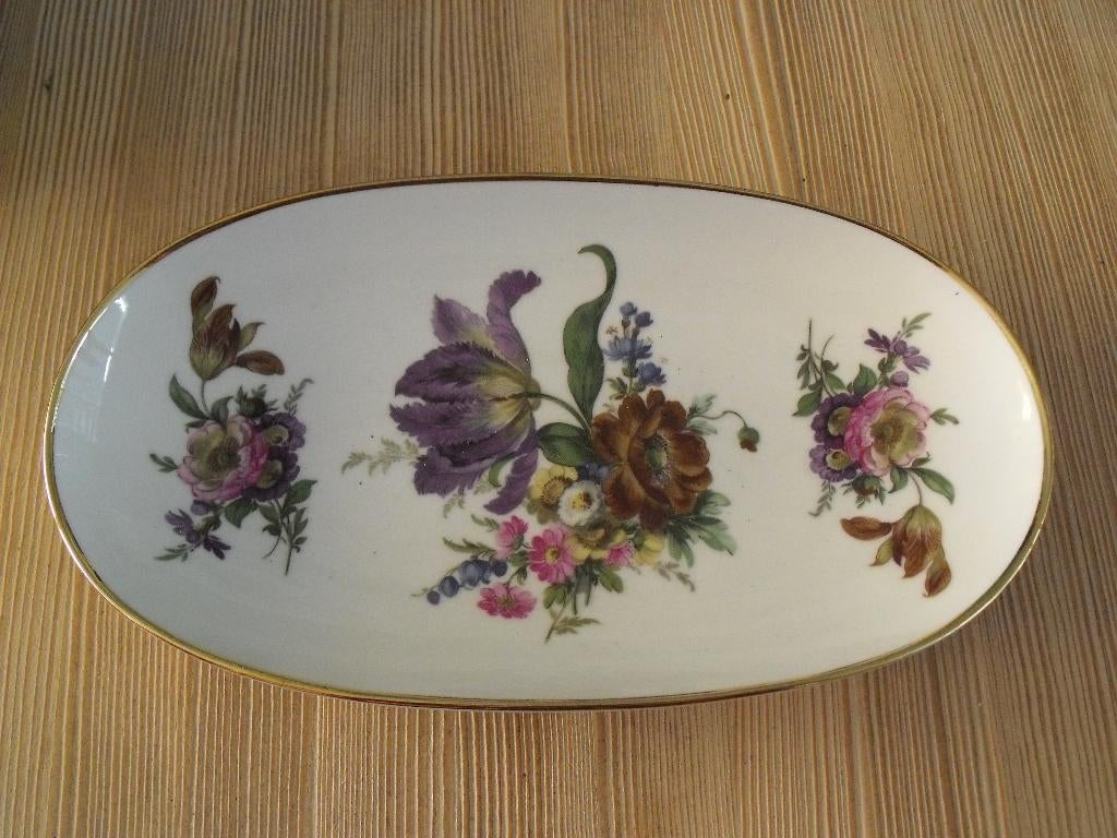 Vintage ovaal schaaltje, porselein, Gloria handwork Bayreuth, Huis en Inrichting, Keuken | Servies, Zo goed als nieuw, Schaal of Schalen