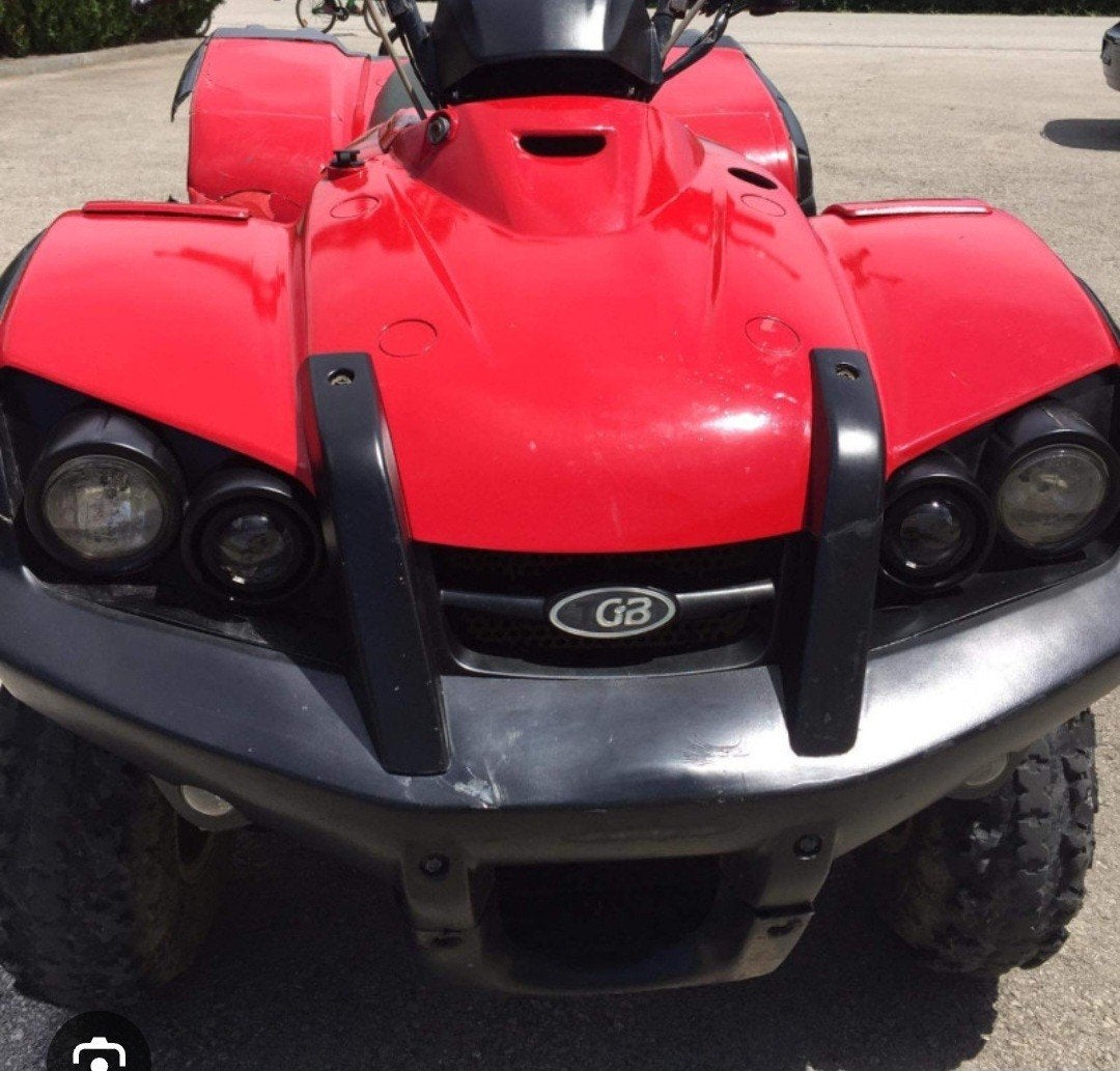 gezocht rode voorkap quad tgb 425, Ophalen