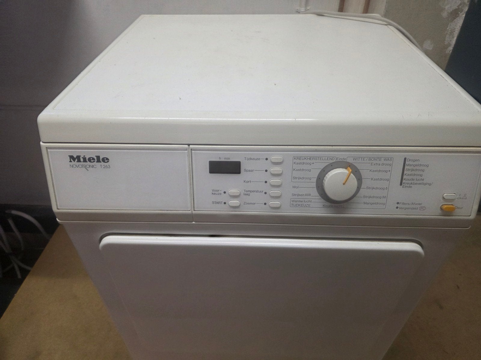 Miele Novotronic 1263 wasdroger, Ophalen, 6 tot 8 kg, Gebruikt, Luchtafvoer