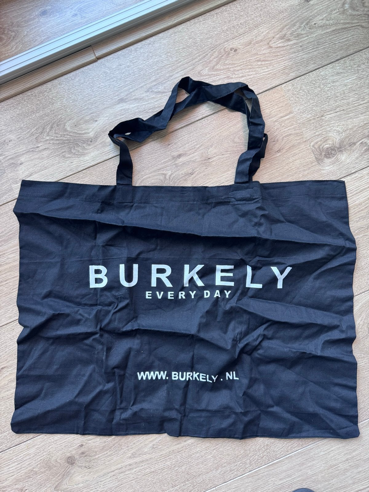 Burkely Every Day Shopper - Zwart, Ophalen of Verzenden, Nieuw, Zwart, Shopper