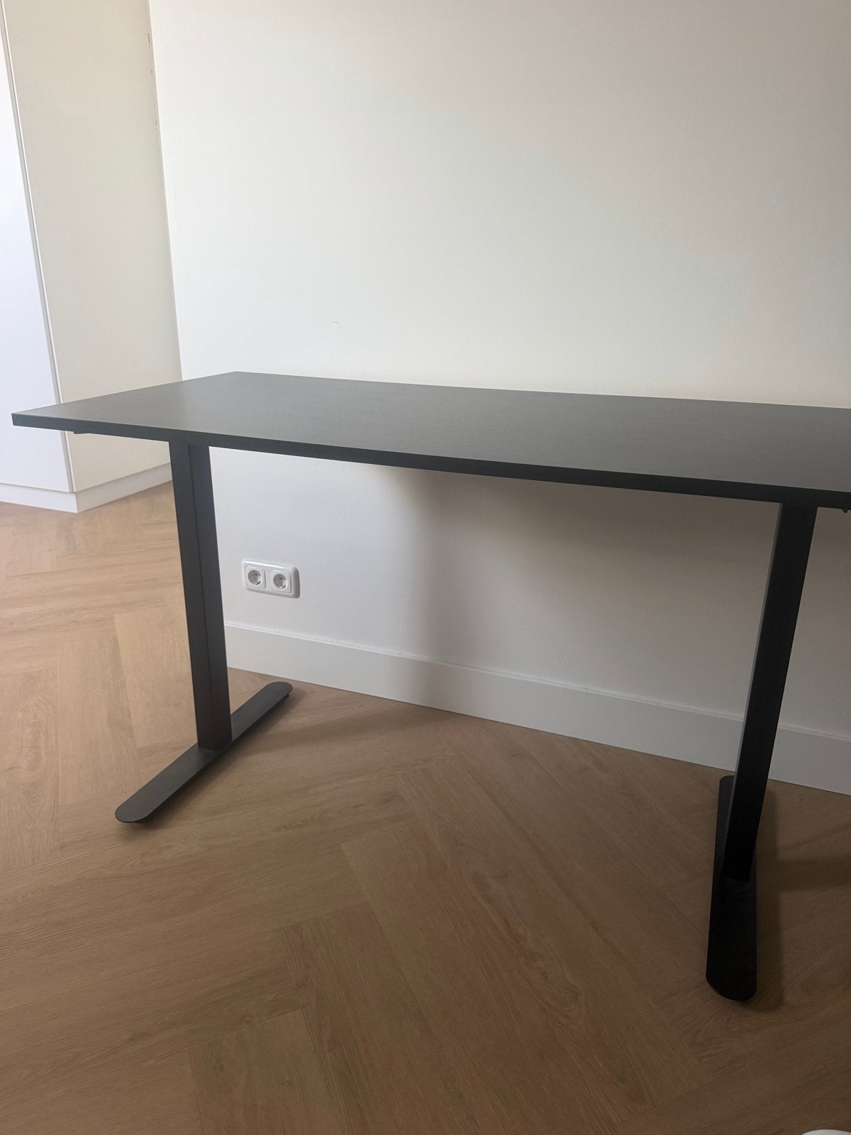 Modern Zwart Bureau STAUNING 60x120 zwart Jysk nieuw €99,-, Ophalen, Zwart, Metaal, Zo goed als nieuw