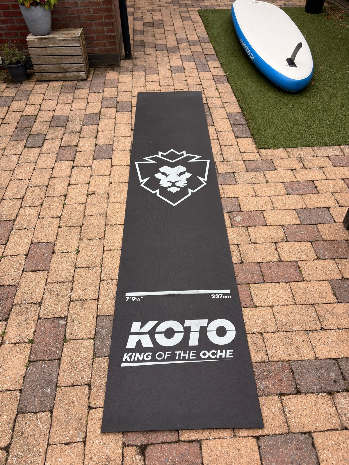 Dartmat KOTO, Ophalen of Verzenden, Zo goed als nieuw, Pijlen