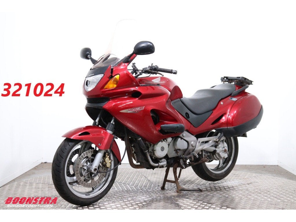 Honda NT 650 Deauville NT 650 Deauville 14.956 km!, Motoren, Motoren | Schademotoren, Honda, Dopplerlaan 4
9207HC  DRACHTEN, NL