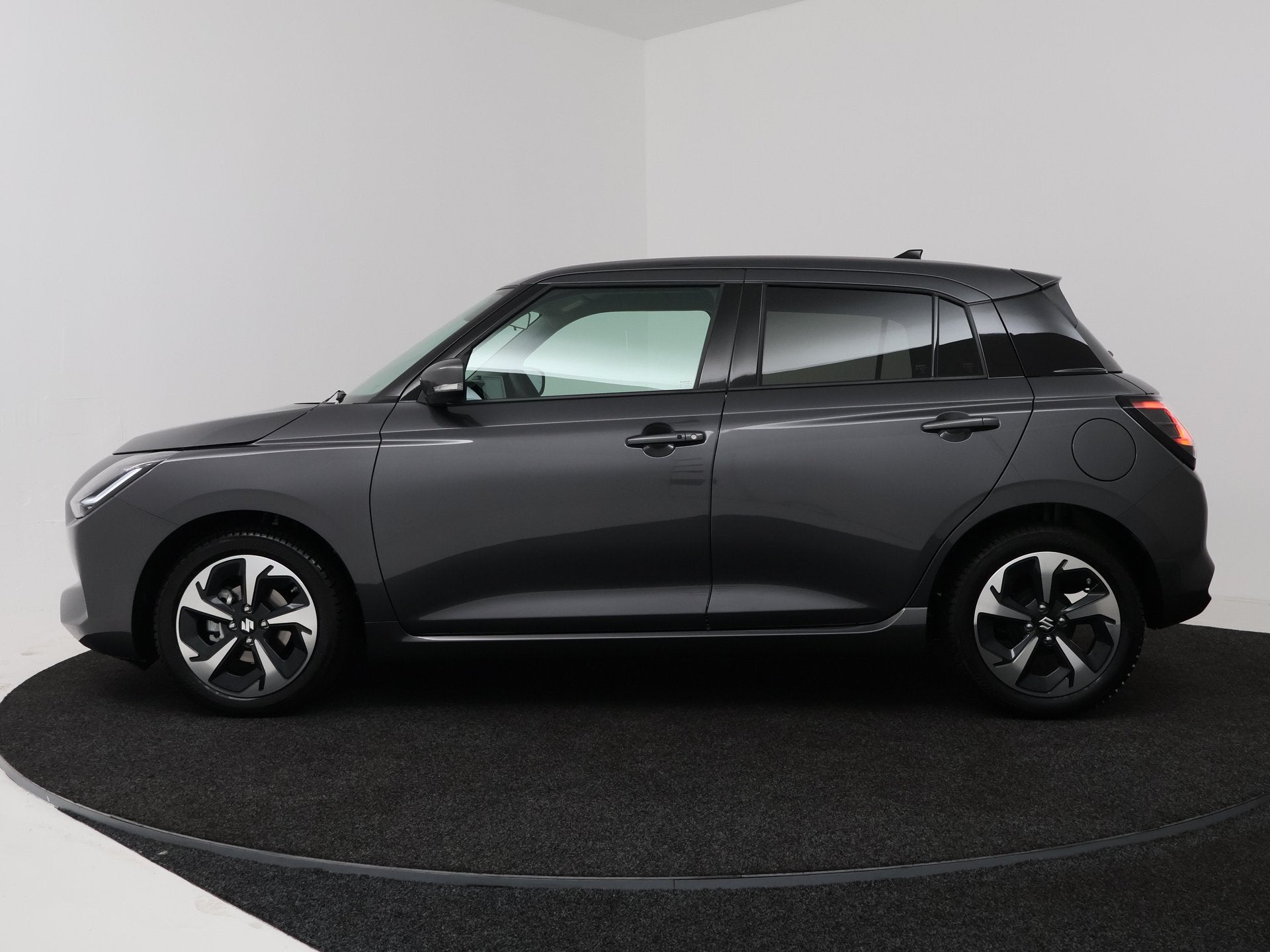Suzuki Swift 1.2 Style Smart Hybrid | Automaat | Apple Carpl, Auto's, Stof, 400 kg, Swift, Origineel Nederlands