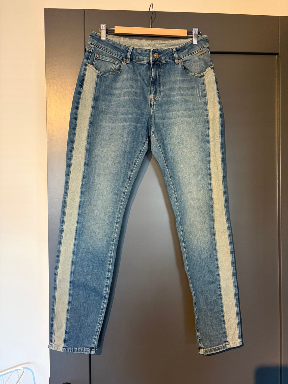 Summum Blue Daze spijkerbroek maat 40 te koop, Kleding | Dames, Spijkerbroeken en Jeans, Verzenden, Zo goed als nieuw, Blauw, W30 - W32 (confectie 38/40)