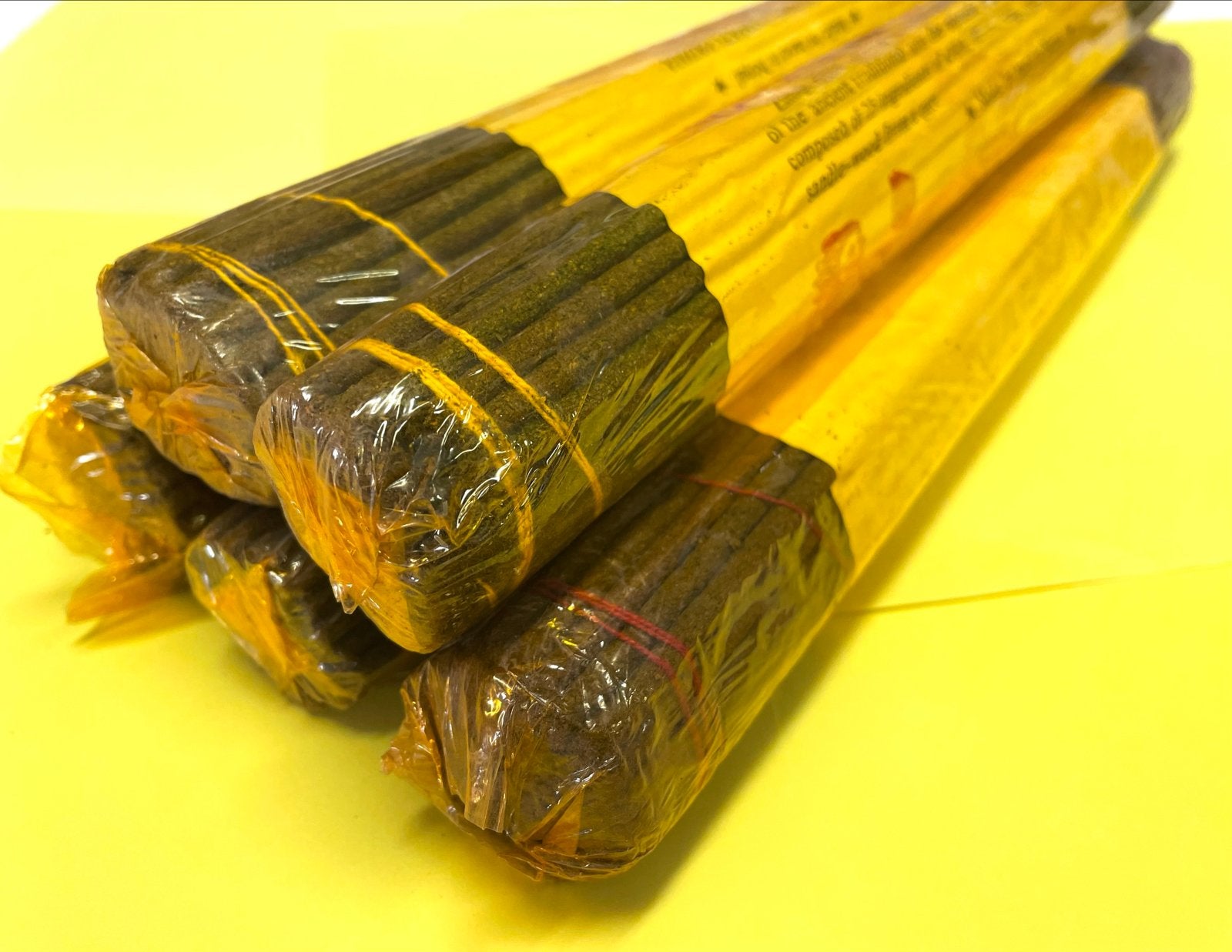 Zuivere Tibetaanse Handgerolde Wierook - Sandelhout, Verzenden, Nieuw, Natuurlijk materiaal, Oosters