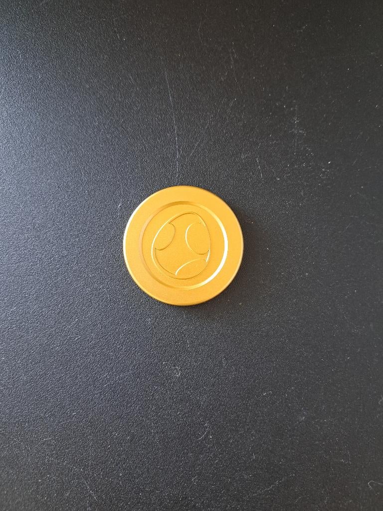 Mac donalds munt mario galaxy  goud, Ophalen of Verzenden, Zo goed als nieuw