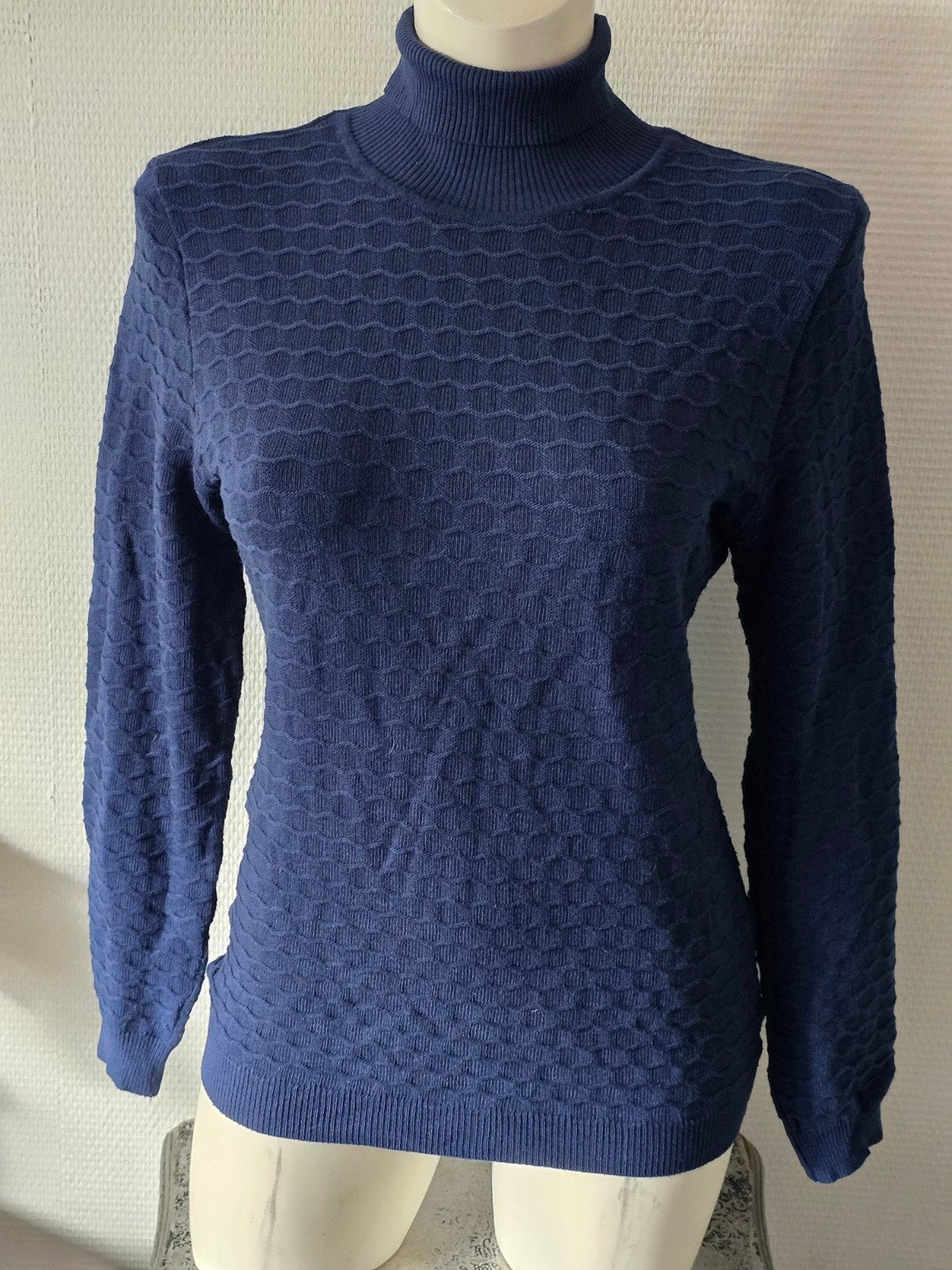 Zoso Donkerblauwe coltrui met textuur - Maat S, Blauw, Ophalen of Verzenden, Maat 36 (S), Gedragen