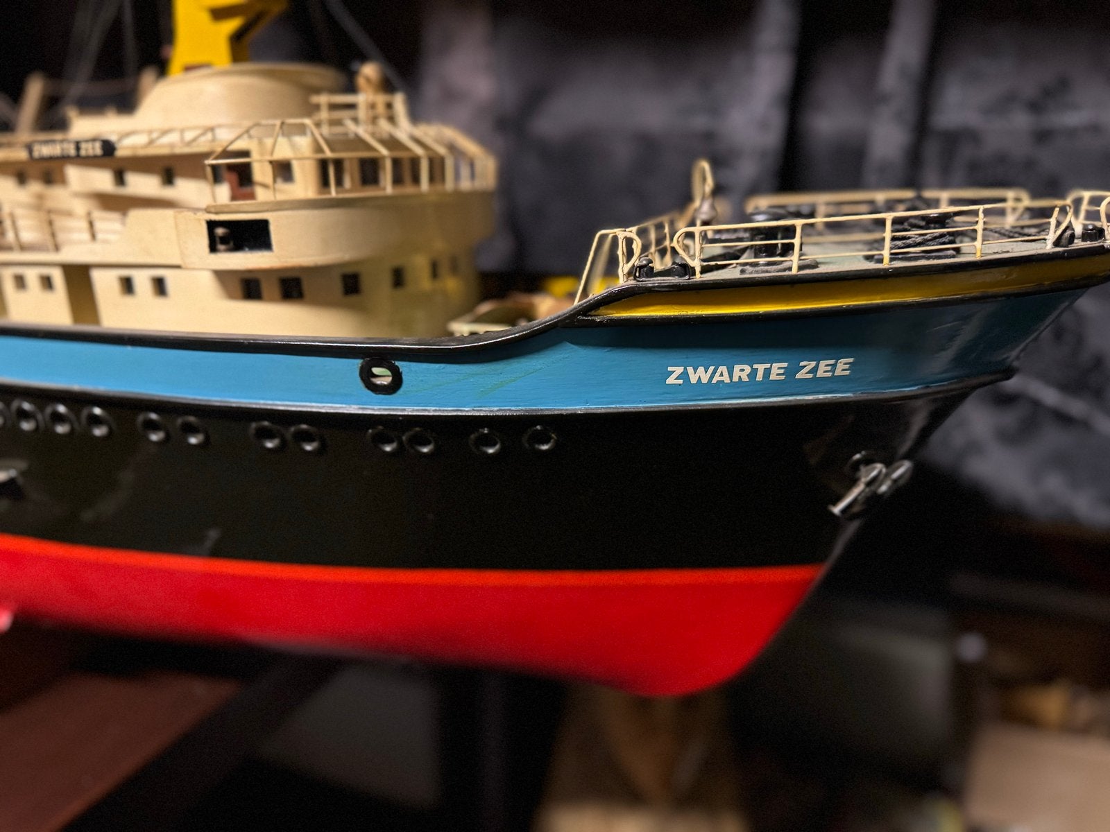 Gedetailleerd schaalmodel van de Zwarte Zee sleepboot, Ophalen, Zo goed als nieuw, Groter dan 1:32, Overige merken