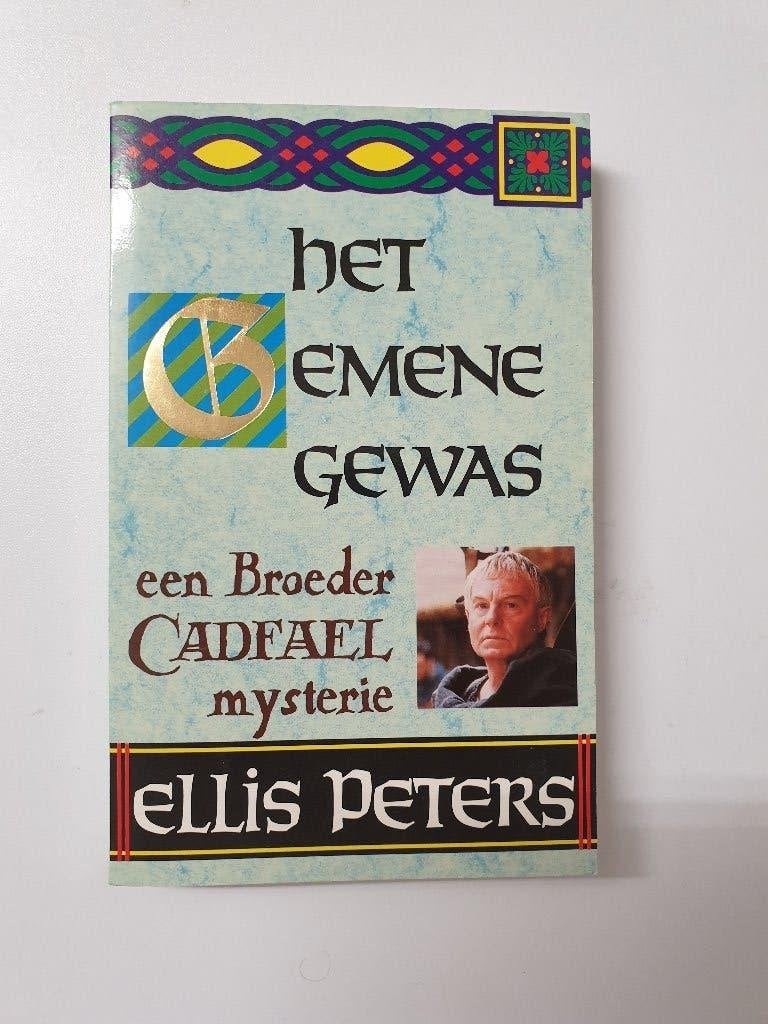Boek - Ellis Peters - Het Gemene Gewas, Ophalen of Verzenden, Gelezen