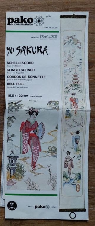 Pako Borduurpatroon SAKURA FUJI Japanse motieven 221.279, Hobby en Vrije tijd, Ophalen of Verzenden, Zo goed als nieuw, Handborduren