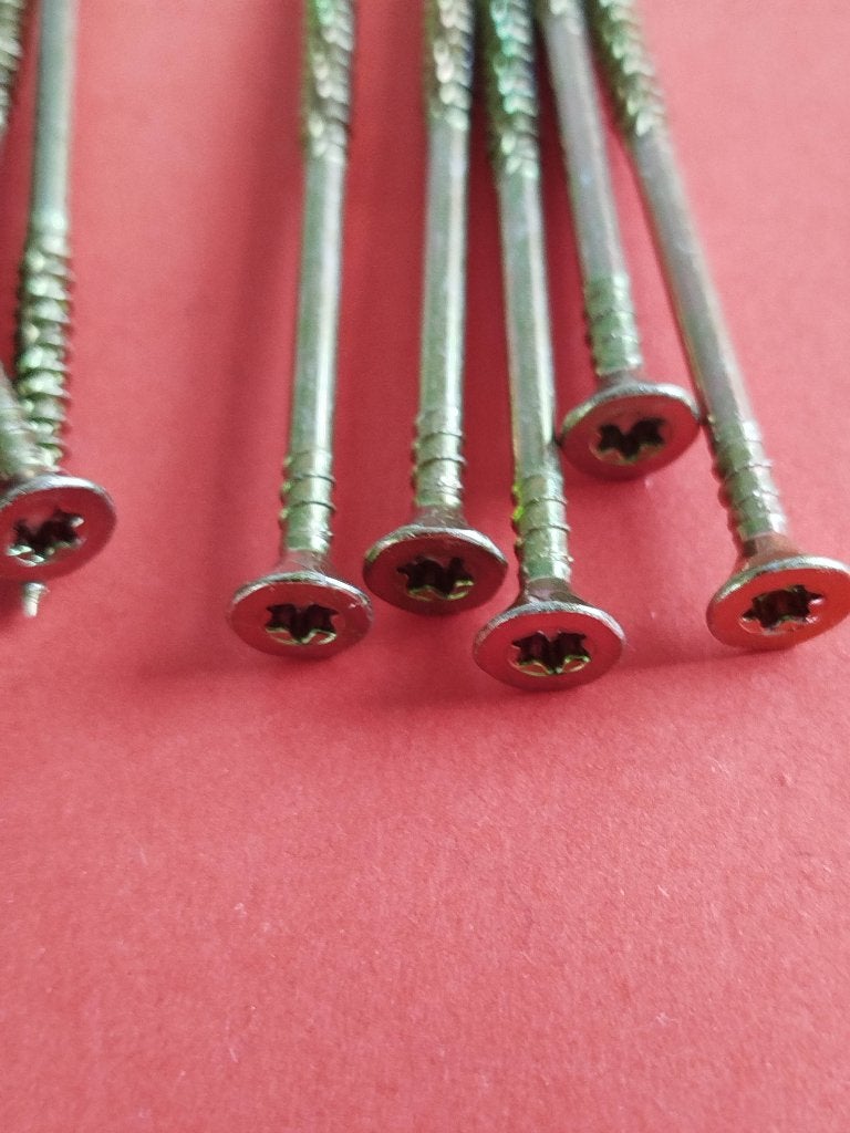 100 stuks 4,5 x70 mm houtbouwschroeven geraamte vlonder, N, N, Schroeven, Nieuw