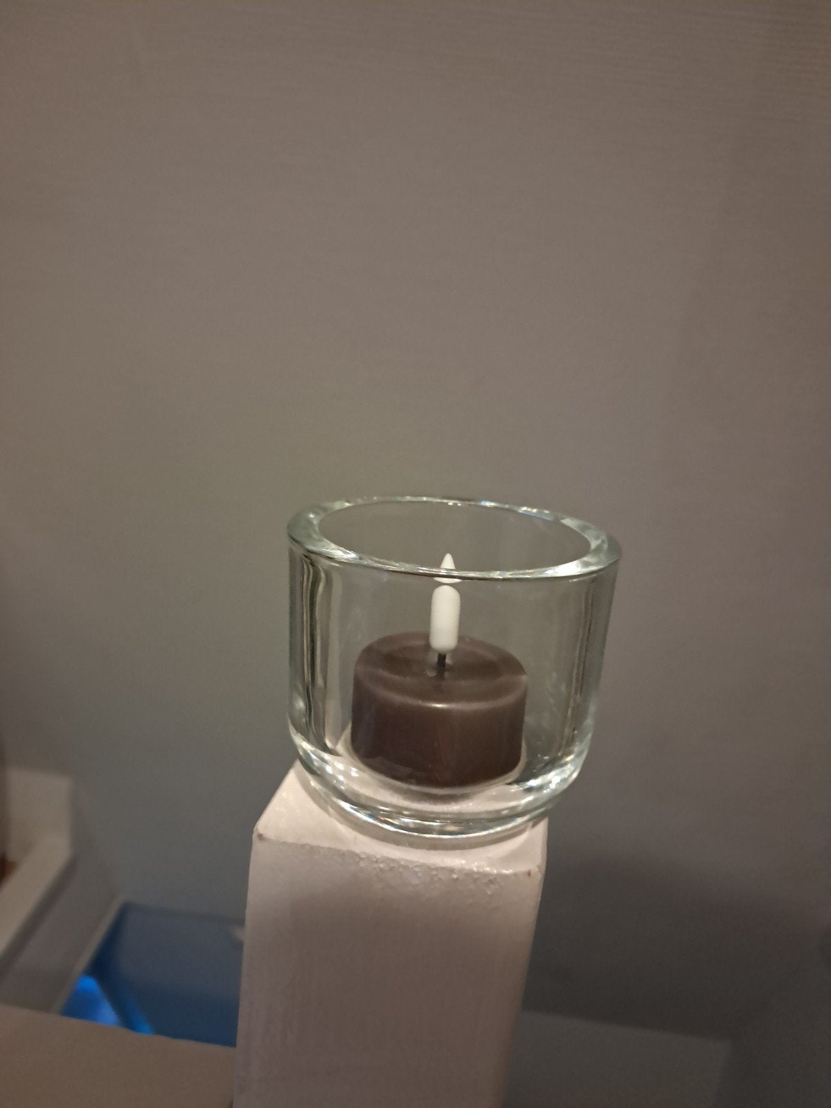 Glazen waxinelichthouder met LED kaarsje, Ophalen of Verzenden, Nieuw, Glas, Waxinelichthouder