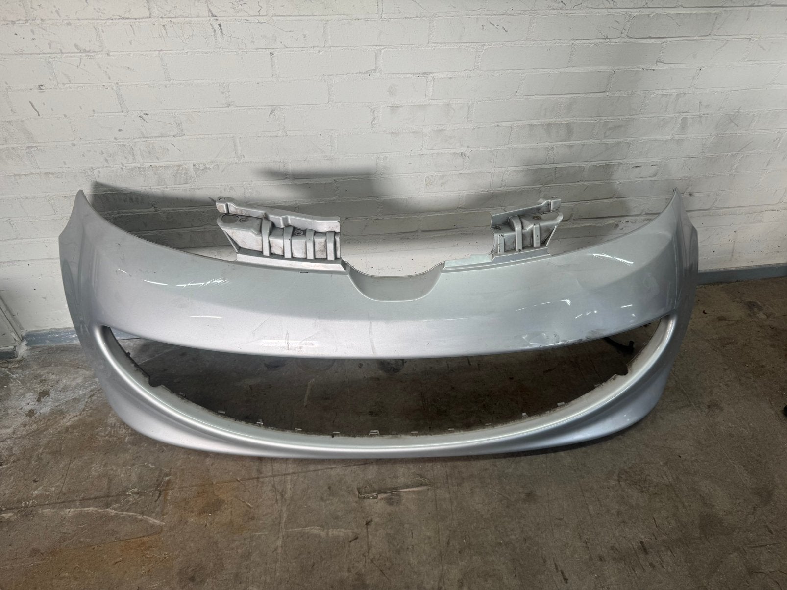 Peugeot 107 voorbumper | 2006-2011, Auto-onderdelen, Ophalen, Gebruikt, Voor, Bumper