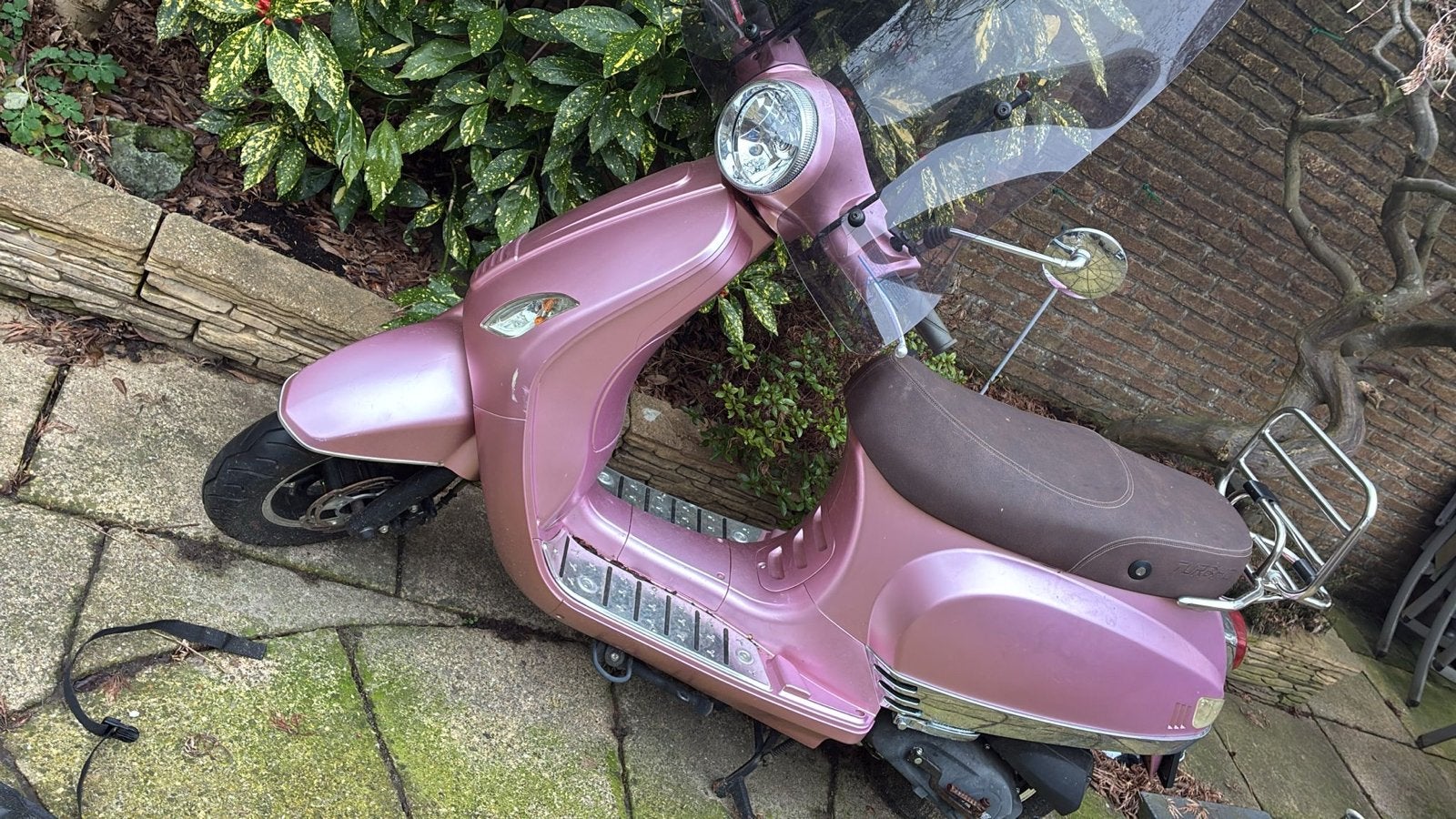 Turbho scooter - Amper gebruikt, incl. zeil en helm, Ophalen of Verzenden, Zo goed als nieuw, Benzine, Overige merken