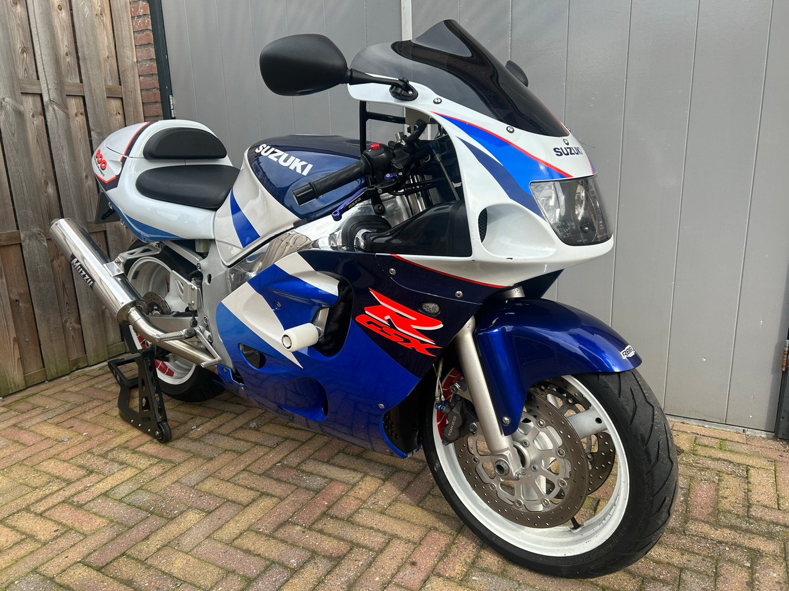 Suzuki GSX-R 600 Srad | 24.000 km, Motoren, Sportuitlaat, 4 cilinders, Motorrijbewijs A, Gebruikt
