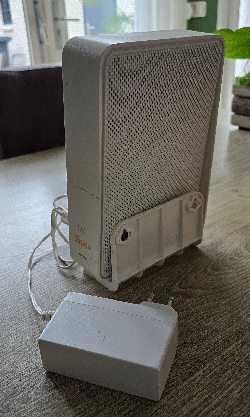 Modem/router/connectbox Ziggo, Ophalen of Verzenden, Zo goed als nieuw, Router met modem, Ziggo