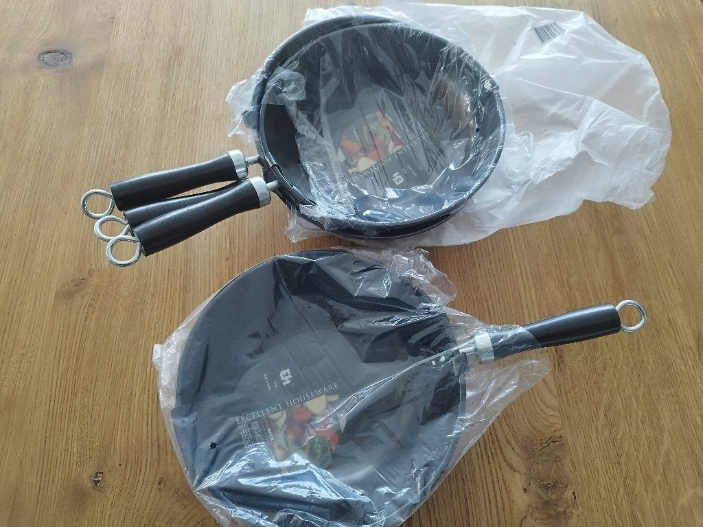 Excellent Houseware Wok 26cm (€5 ps), Ophalen, Nieuw, Overige materialen, Wok
