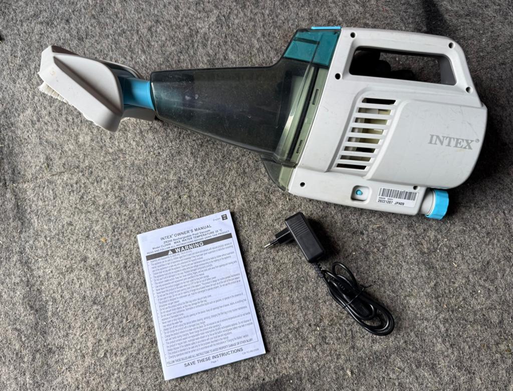 Te koop. Intex zwembadstofzuiger ZR200 zgan, Ophalen of Verzenden, Zo goed als nieuw, Overige typen