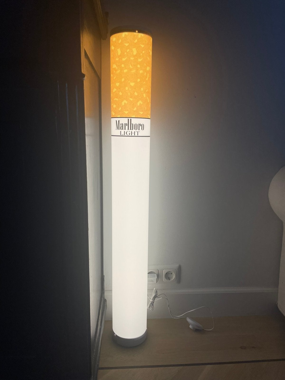 Marlboro light lamp, Huis en Inrichting, Ophalen of Verzenden, Zo goed als nieuw, Minder dan 100 cm