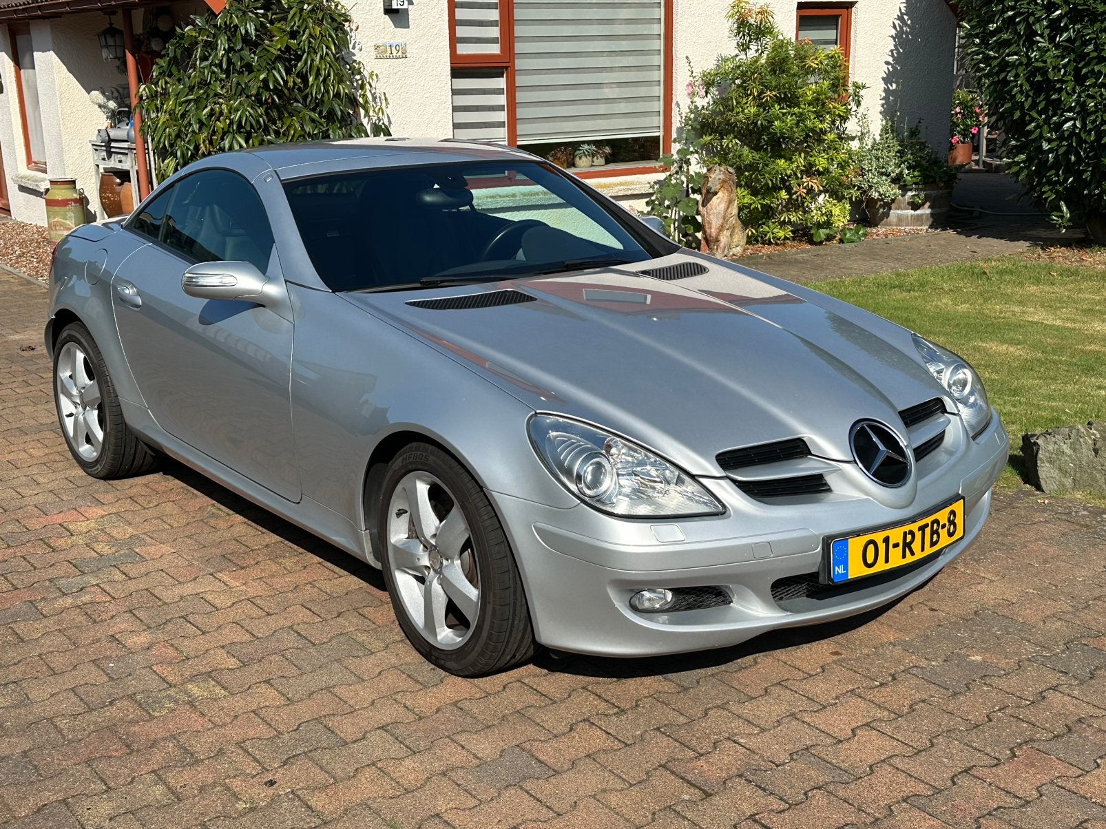 Mercedes-Benz SLK 3.5 Slk350 Roadster AUT 2005 Grijs, Auto's, Achterwielaandrijving, Cabriolet, 6 cilinders, 3498 cc