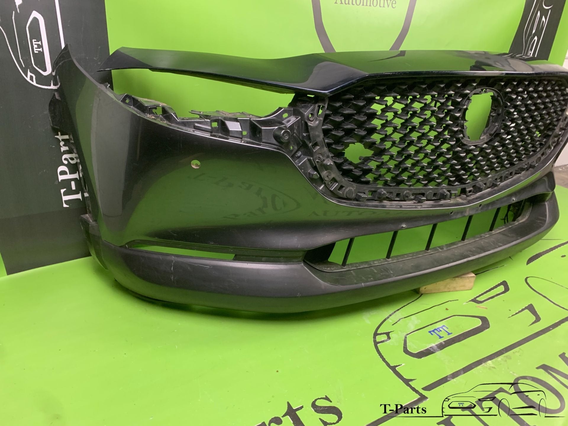 mazda xc30 xc 30 voorbumper bumper, Auto-onderdelen, Info@fabrikant.eu, Ophalen of Verzenden, Mazda, Bumper