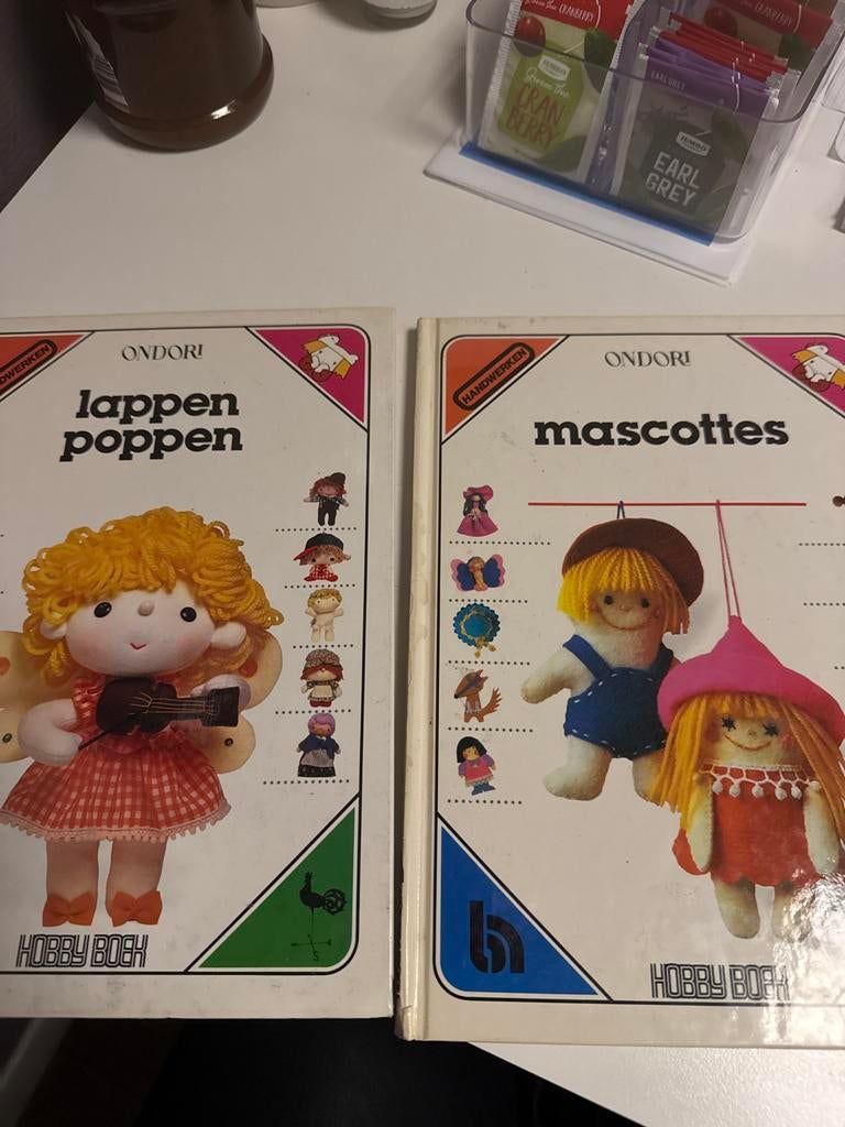 2 Ondori Hobby Boeken: Lappen Poppen en Mascottes, Ophalen of Verzenden, Gebruikt, Overige typen