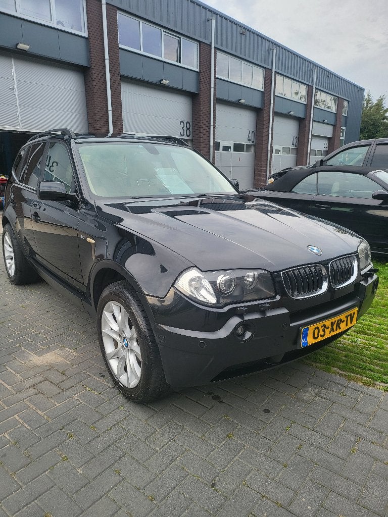 BMW X3 E83 3.0i Automaat 2005 –  Youngtimer – veel vernieuwd, Auto's, Automaat, 2000 kg, Zwart, 231 pk