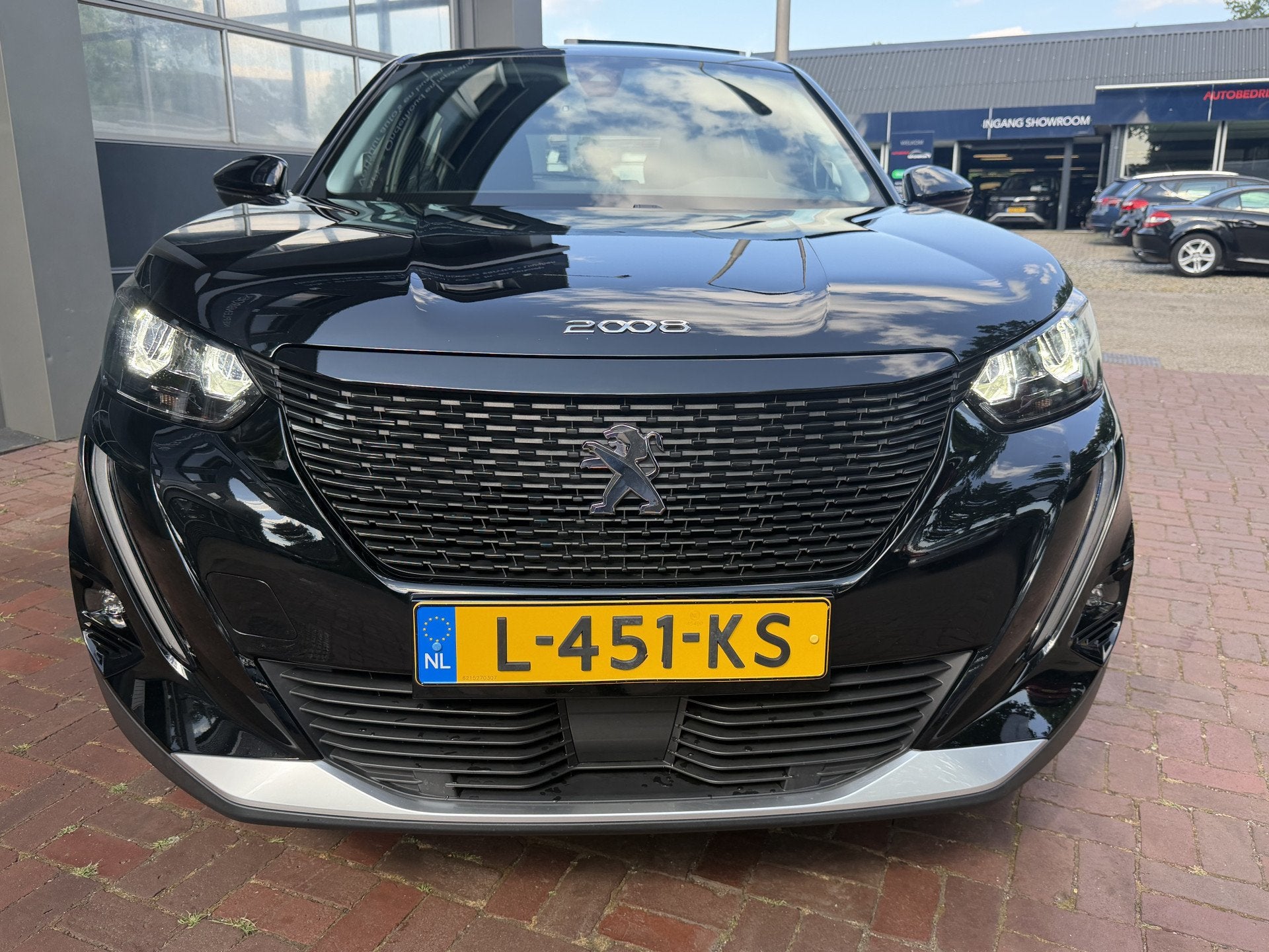 Peugeot e-2008 EV Blue Lease Active 50 kWh Bj 2021 Km 96.000, Zwart, Origineel Nederlands, SUV of Terreinwagen, 63 €/maand
